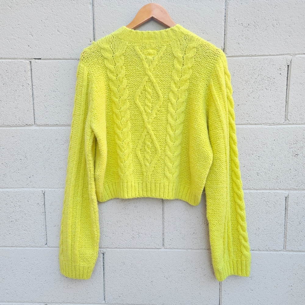 MOTHER | Wide Sleeve Extended Sleeve Crop Cable Sweater in Highlight of My Life - Picture 15 of 16
